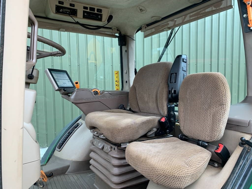 John Deere 7230 R - Traktor: slika 4 John Deere 7230 R - Traktor: slika 4