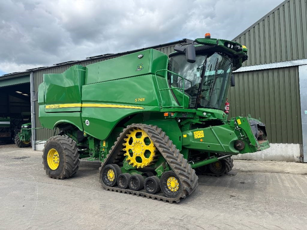 John Deere S785 4WD c/w 735D Header - Kombajn harvester: slika 3 John Deere S785 4WD c/w 735D Header - Kombajn harvester: slika 3