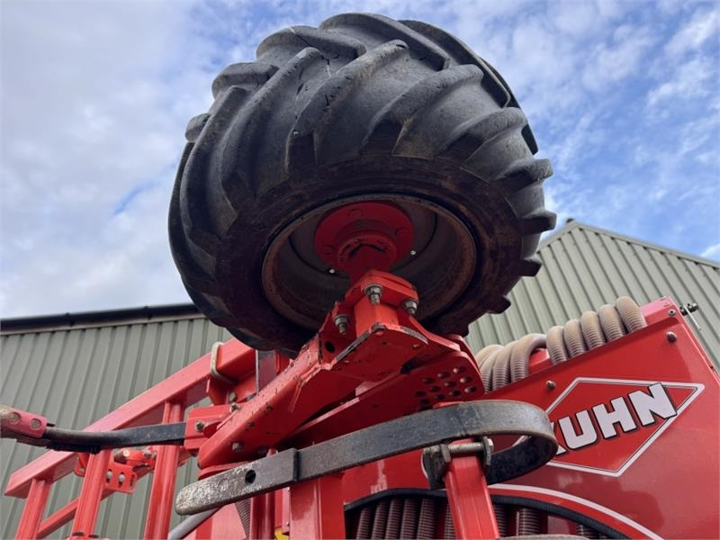 Sejalni kombajn Kuhn Megant 480 Tine Drill: slika 10
