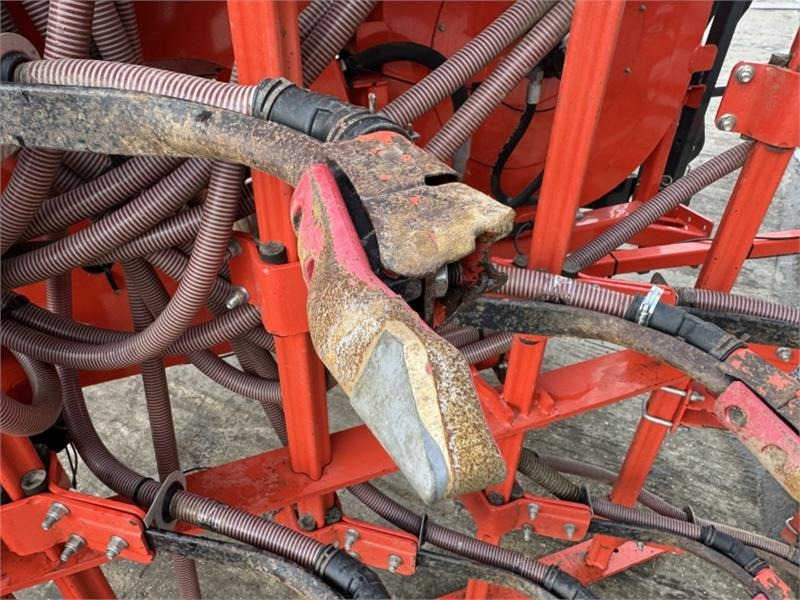 Sejalni kombajn Kuhn Megant 480 Tine Drill: slika 17