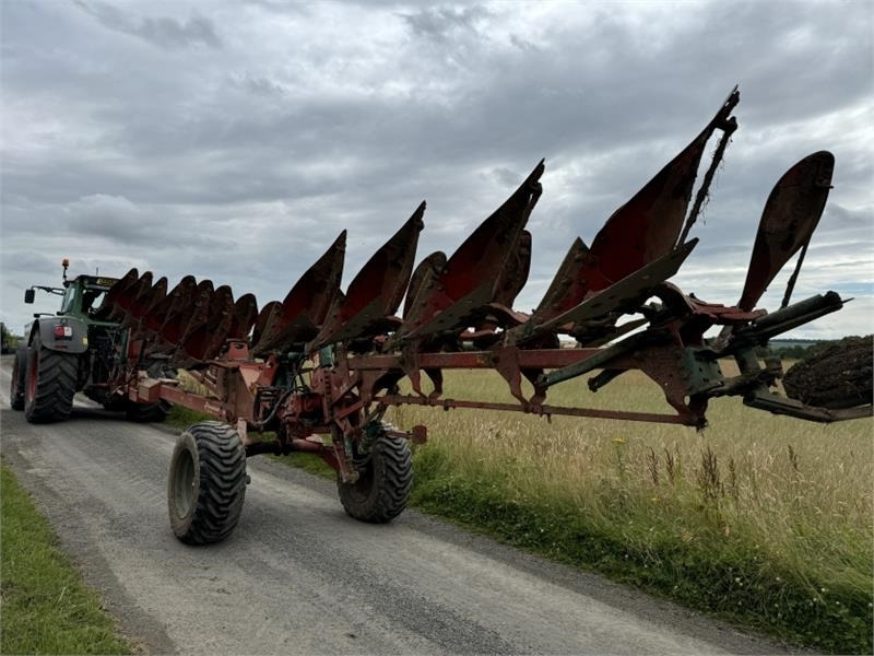 Kverneland 10 Furrow RW100 Varimat Plough **Video Below** - Plug: slika 5 Kverneland 10 Furrow RW100 Varimat Plough **Video Below** - Plug: slika 5