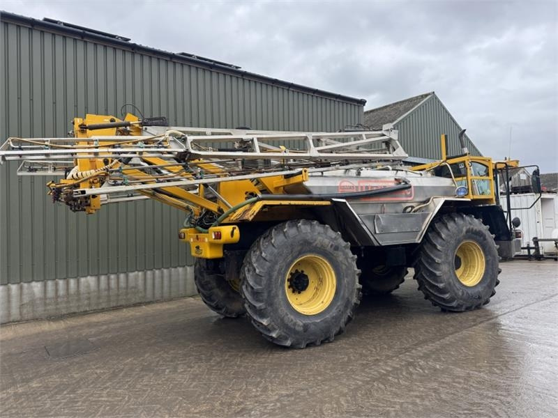 Lite-Trac 5500 24m Self Propelled Sprayer - Škropilnica montirana na traktor: slika 4 Lite-Trac 5500 24m Self Propelled Sprayer - Škropilnica montirana na traktor: slika 4