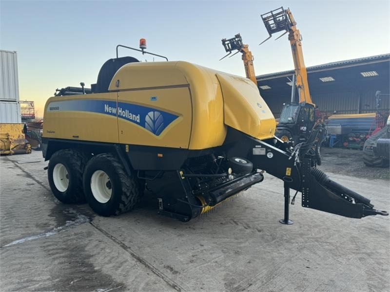 New Holland BB9060 Baler - Balirka za kvadratne bale: slika 4 New Holland BB9060 Baler - Balirka za kvadratne bale: slika 4