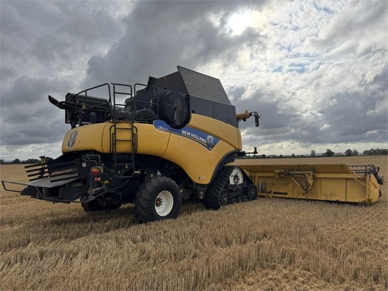 New Holland CR9090 Rotary Combine **Video Below** - Priključek za kombajn: slika 5 New Holland CR9090 Rotary Combine **Video Below** - Priključek za kombajn: slika 5