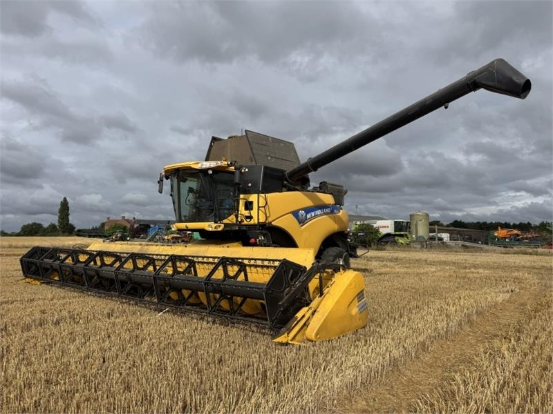 New Holland CR9090 Rotary Combine **Video Below** - Priključek za kombajn: slika 1 New Holland CR9090 Rotary Combine **Video Below** - Priključek za kombajn: slika 1