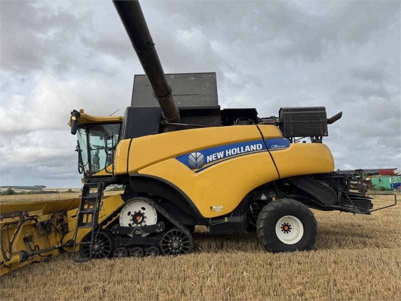 New Holland New Holland CR9090 Rotary Combine **Video Below** - Priključek za kombajn: slika 2 New Holland New Holland CR9090 Rotary Combine **Video Below** - Priključek za kombajn: slika 2