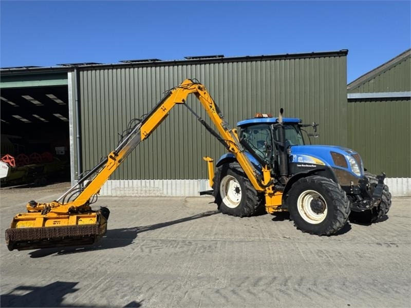 New Holland New Holland T6080 c/w Herder Cavalier Mid Mount He - Mulčer na roki: slika 5 New Holland New Holland T6080 c/w Herder Cavalier Mid Mount He - Mulčer na roki: slika 5