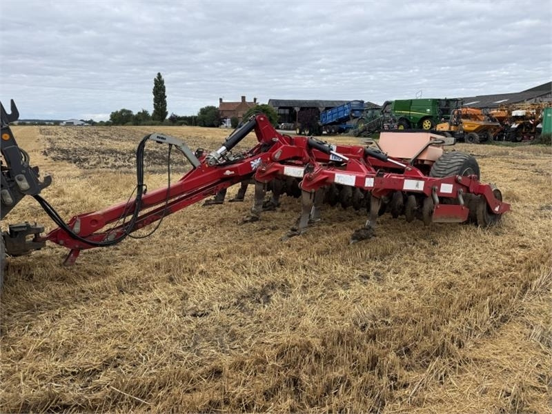 Sumo Trio 4.5m - Zemeljska freza: slika 1 Sumo Trio 4.5m - Zemeljska freza: slika 1