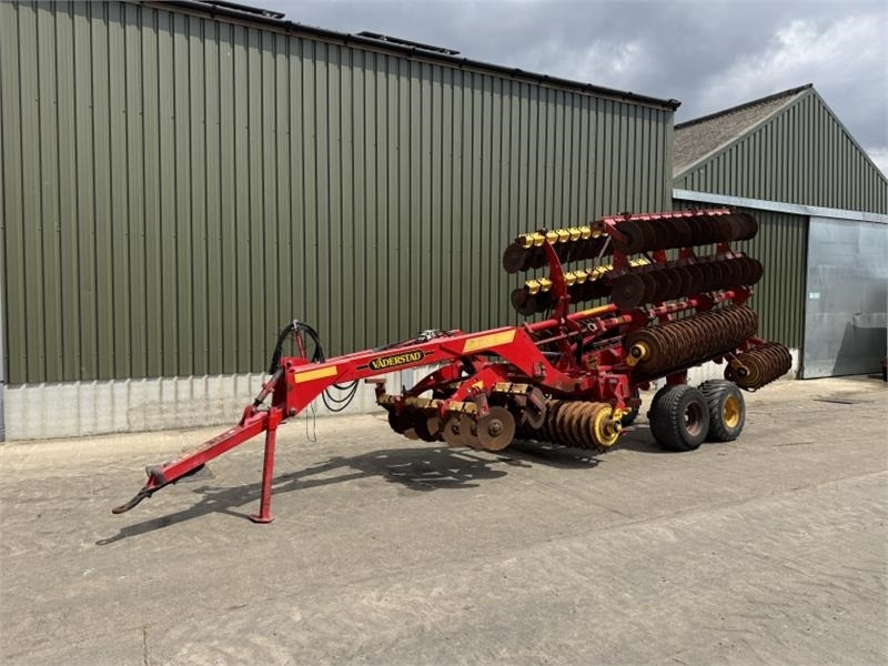 Vaderstad Carrier 820 Cultivator - Zemeljska freza: slika 1 Vaderstad Carrier 820 Cultivator - Zemeljska freza: slika 1