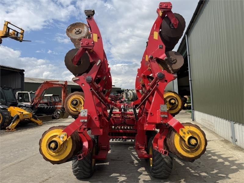 Vaderstad Carrier 820 Cultivator - Zemeljska freza: slika 3 Vaderstad Carrier 820 Cultivator - Zemeljska freza: slika 3