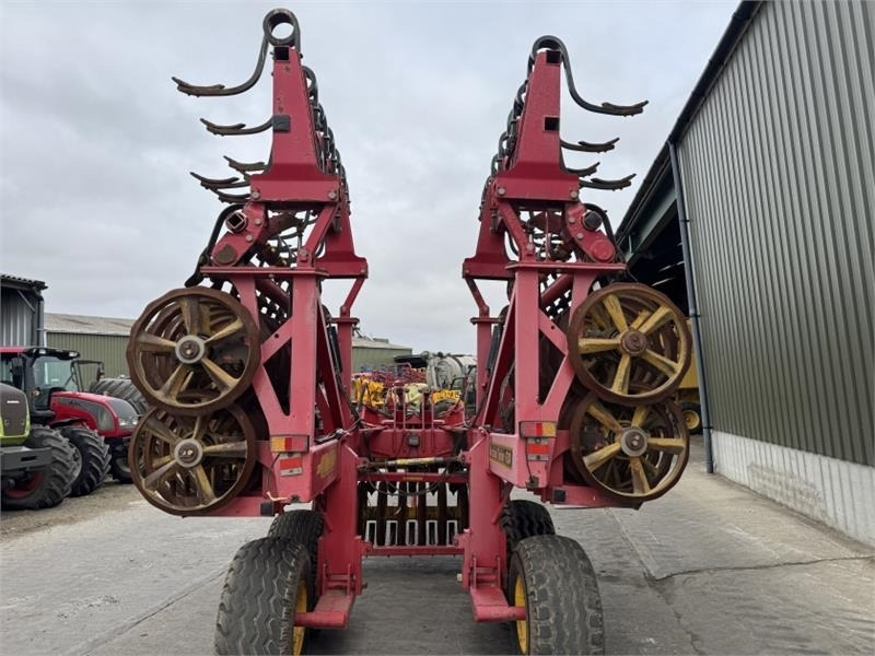 Vaderstad Rexius 6.3 m Press - Zemeljska freza: slika 4 Vaderstad Rexius 6.3 m Press - Zemeljska freza: slika 4