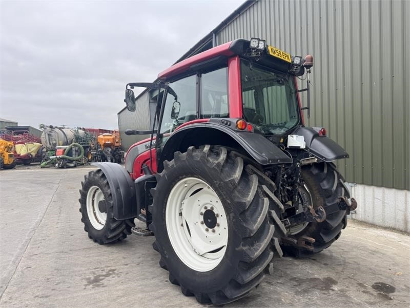 Valtra Valtra N121 Tractor - Traktor: slika 2 Valtra Valtra N121 Tractor - Traktor: slika 2
