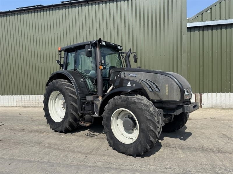 Valtra Valtra T163 Direct 50K *New Transmission* - Traktor: slika 1 Valtra Valtra T163 Direct 50K *New Transmission* - Traktor: slika 1