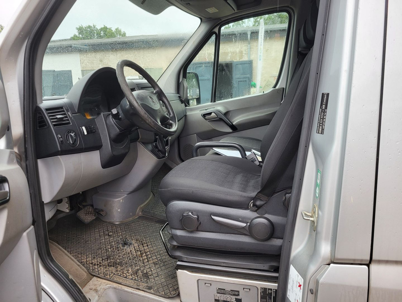 MERCEDES-BENZ Sprinter 313 CDI 4x4 - Dostavno vozilo: slika 5 MERCEDES-BENZ Sprinter 313 CDI 4x4 - Dostavno vozilo: slika 5