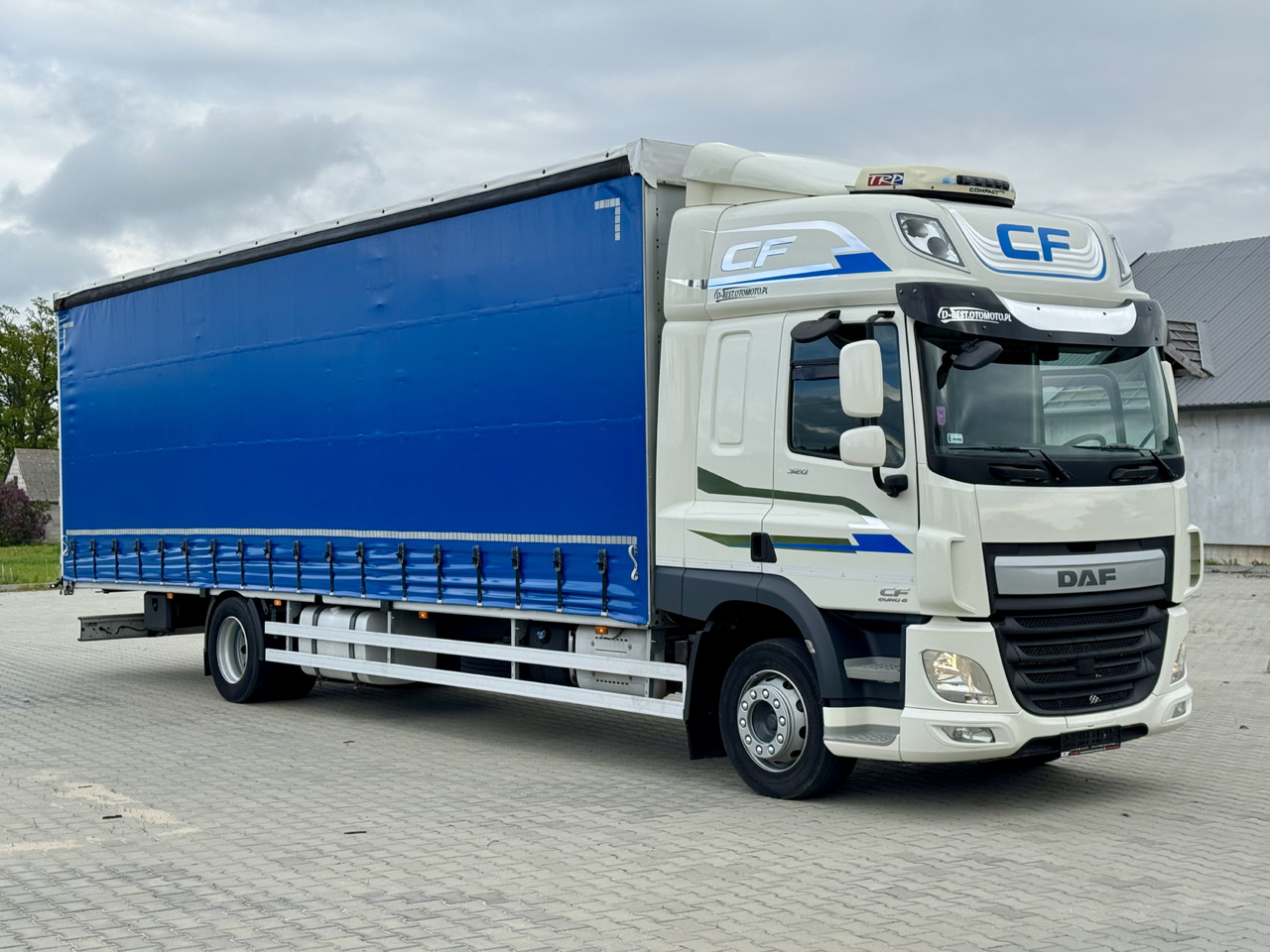 DAF CF 320 / FIRANKA / 24 EUROPALETY / SYPIALKA / AUTOMAT / KLIMA POSTOJOWA / 2017 ROK - Tovornjak s ponjavo: slika 1 DAF CF 320 / FIRANKA / 24 EUROPALETY / SYPIALKA / AUTOMAT / KLIMA POSTOJOWA / 2017 ROK - Tovornjak s ponjavo: slika 1