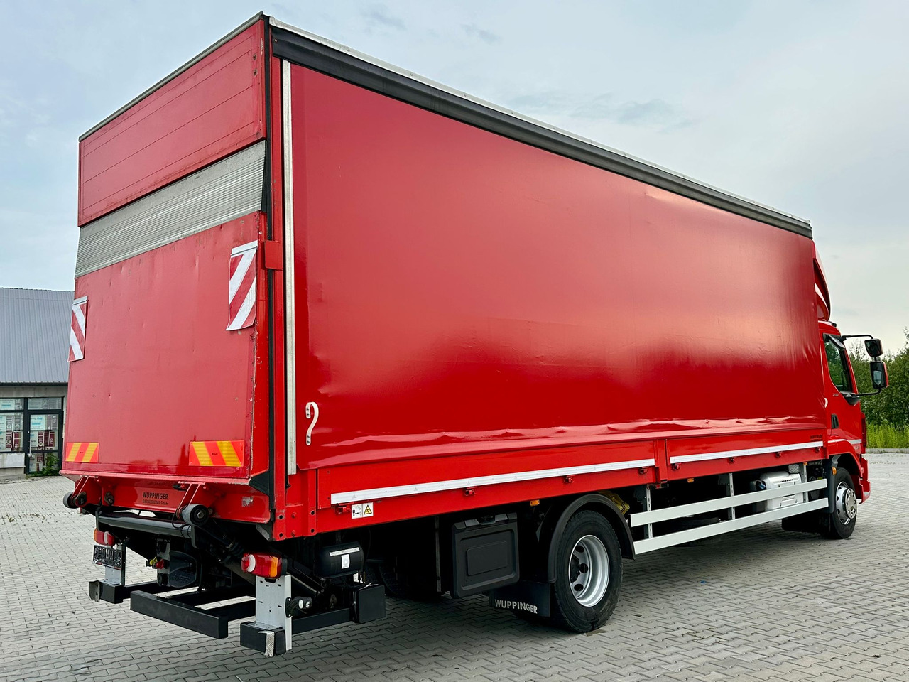 DAF LF 290 / BURTO - FIRANKA / 18 PALET / WINDA / 16 T DMC / SYPIALKA / 2020 ROK / SPROWADZONY - Tovornjak s ponjavo: slika 4 DAF LF 290 / BURTO - FIRANKA / 18 PALET / WINDA / 16 T DMC / SYPIALKA / 2020 ROK / SPROWADZONY - Tovornjak s ponjavo: slika 4