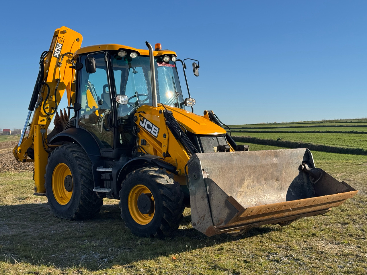 JCB 3CX / KOPARKO-ŁADOWARKA / 2019 ROK / 4200 MTH / KLIMATYZACJA / SPROWADZONA - Bager nakladalec: slika 1 JCB 3CX / KOPARKO-ŁADOWARKA / 2019 ROK / 4200 MTH / KLIMATYZACJA / SPROWADZONA - Bager nakladalec: slika 1