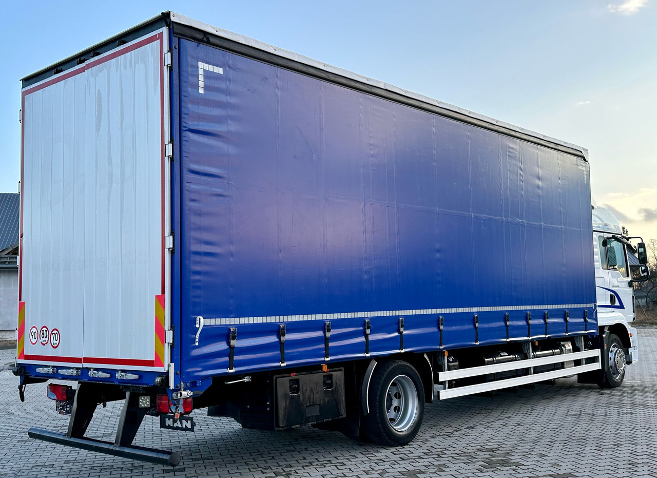 MAN TGM 15.290 / FIRANKA / 20 EUROPALET / AUTOMAT / SYPIALKA / DMC 16 T / 8 400 KG ŁADOWNOŚĆ - Tovornjak s ponjavo: slika 3 MAN TGM 15.290 / FIRANKA / 20 EUROPALET / AUTOMAT / SYPIALKA / DMC 16 T / 8 400 KG ŁADOWNOŚĆ - Tovornjak s ponjavo: slika 3