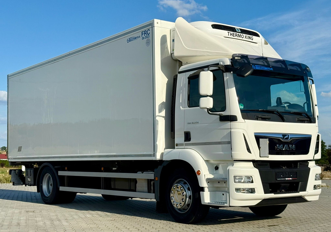 MAN TGM 18.290 / CHŁODNIA / WINDA / 18 PALET / AUTOMAT / NISKI PRZEBIEG / 2017 - Tovornjak hladilnik: slika 1 MAN TGM 18.290 / CHŁODNIA / WINDA / 18 PALET / AUTOMAT / NISKI PRZEBIEG / 2017 - Tovornjak hladilnik: slika 1