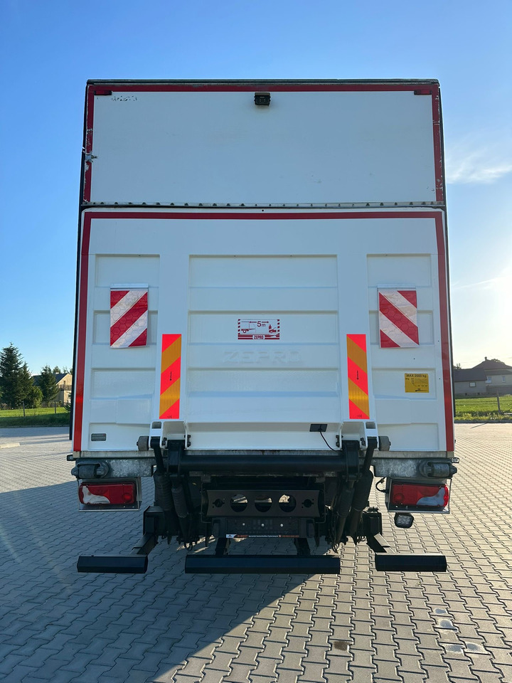 MAN TGM 18.290 / CHŁODNIA / WINDA / 20 EUROPALET / 8.2 M DŁUGOŚCI / 2018 ROK / 410 TYS KM - Tovornjak hladilnik: slika 4 MAN TGM 18.290 / CHŁODNIA / WINDA / 20 EUROPALET / 8.2 M DŁUGOŚCI / 2018 ROK / 410 TYS KM - Tovornjak hladilnik: slika 4