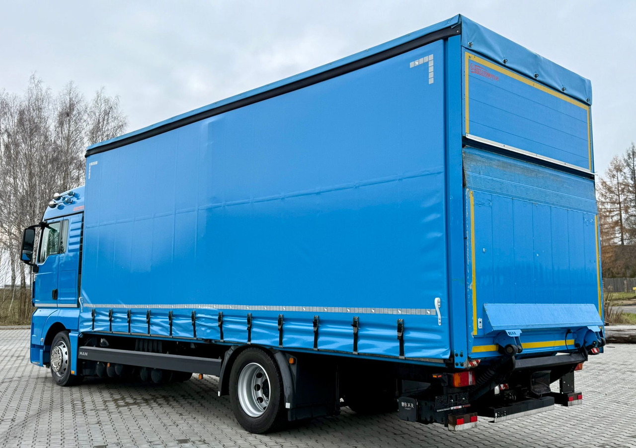 MAN TGX 18.360 / FIRANKA / WINDA / AUTOMAT / NOWE OPONY / EURO 6 / SYPIALKA / SPROWADZONY - Tovornjak s ponjavo: slika 3 MAN TGX 18.360 / FIRANKA / WINDA / AUTOMAT / NOWE OPONY / EURO 6 / SYPIALKA / SPROWADZONY - Tovornjak s ponjavo: slika 3