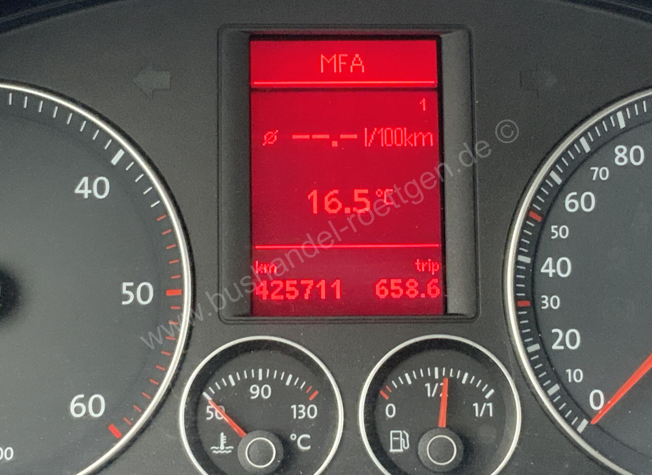 Avtomobil Volkswagen Golf Plus 2.0 TDI: slika 16