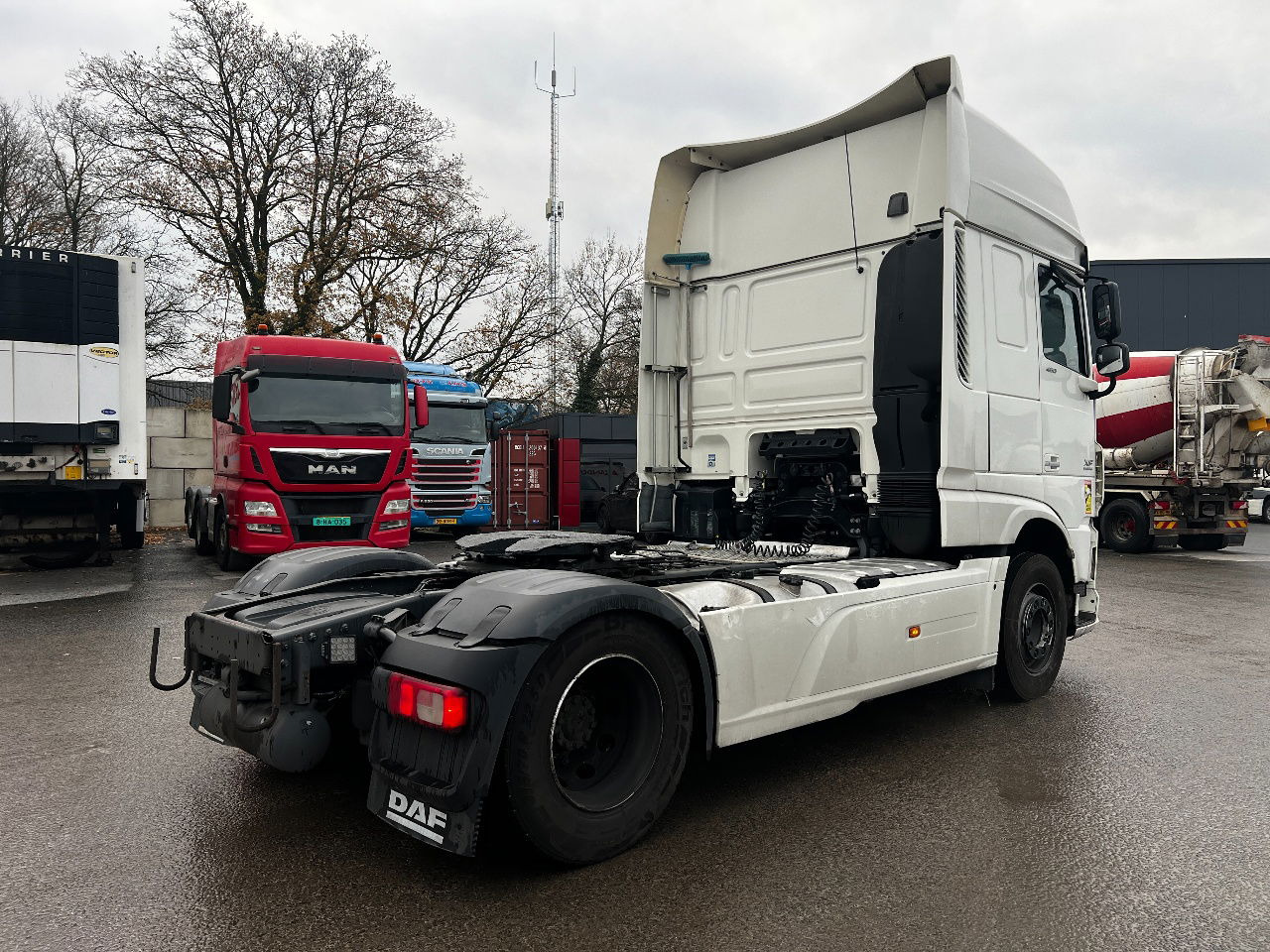 DAF XF 460 SSC, Retarder, Full spoiler - Vlačilec: slika 3 DAF XF 460 SSC, Retarder, Full spoiler - Vlačilec: slika 3