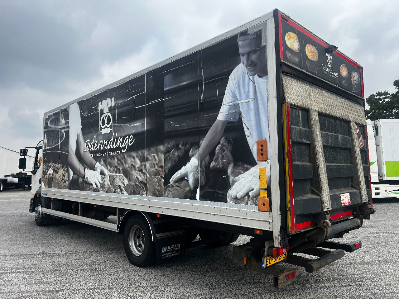 Volvo FL 12.240 Euro 5, NL truck - Tovornjak zabojnik: slika 4 Volvo FL 12.240 Euro 5, NL truck - Tovornjak zabojnik: slika 4