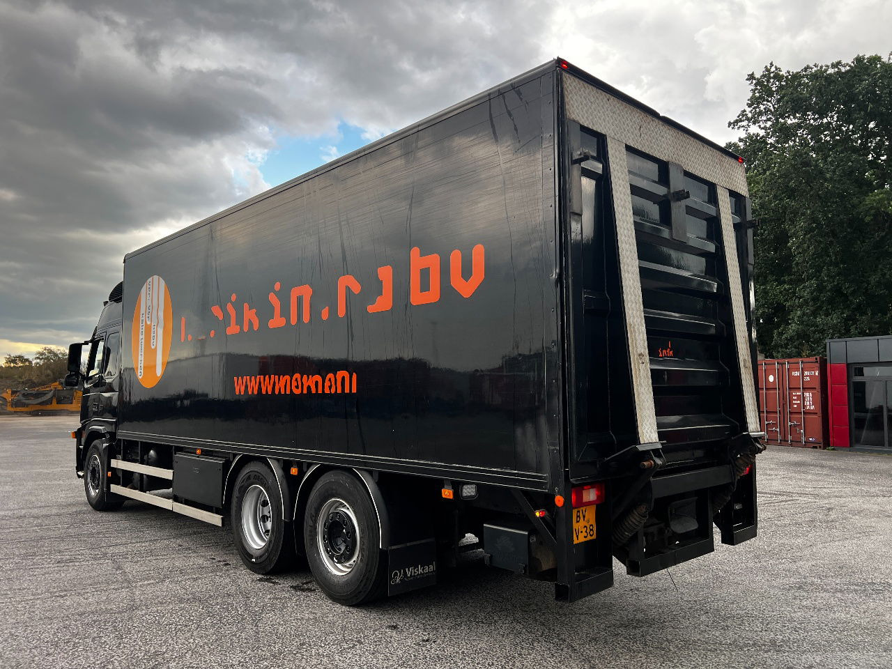 Volvo FM 9.300 Globe 6x2, Euro 5 - Tovornjak zabojnik: slika 4 Volvo FM 9.300 Globe 6x2, Euro 5 - Tovornjak zabojnik: slika 4