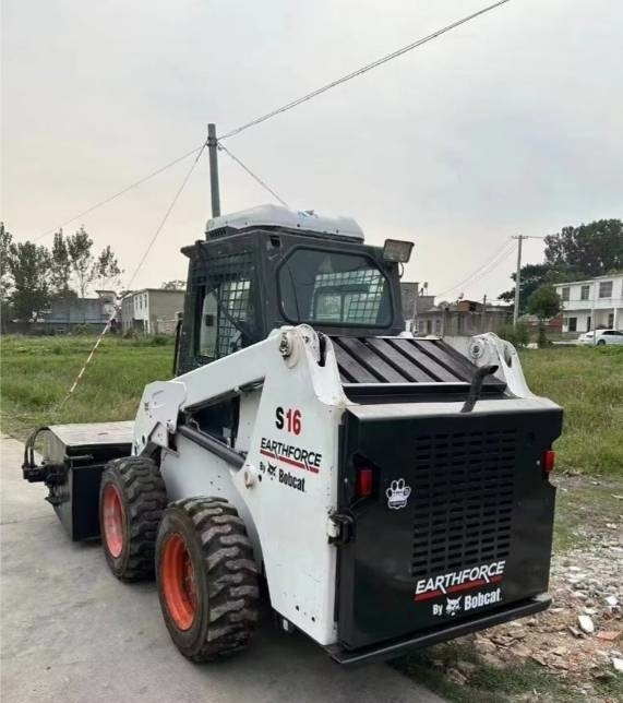 Bobcat S 16 - Mini nakladalec: slika 4 Bobcat S 16 - Mini nakladalec: slika 4