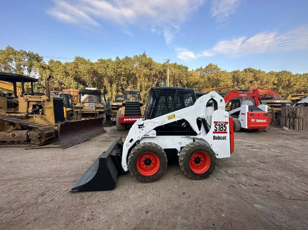 Bobcat S 185 - Mini nakladalec: slika 5 Bobcat S 185 - Mini nakladalec: slika 5