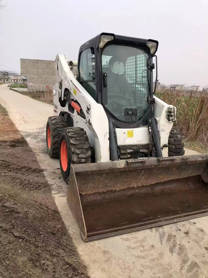 Bobcat S 770 - Mini nakladalec: slika 3 Bobcat S 770 - Mini nakladalec: slika 3