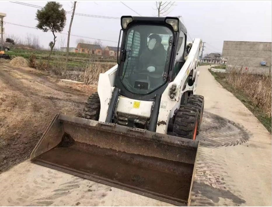 Mini nakladalec Bobcat S 770: slika 6