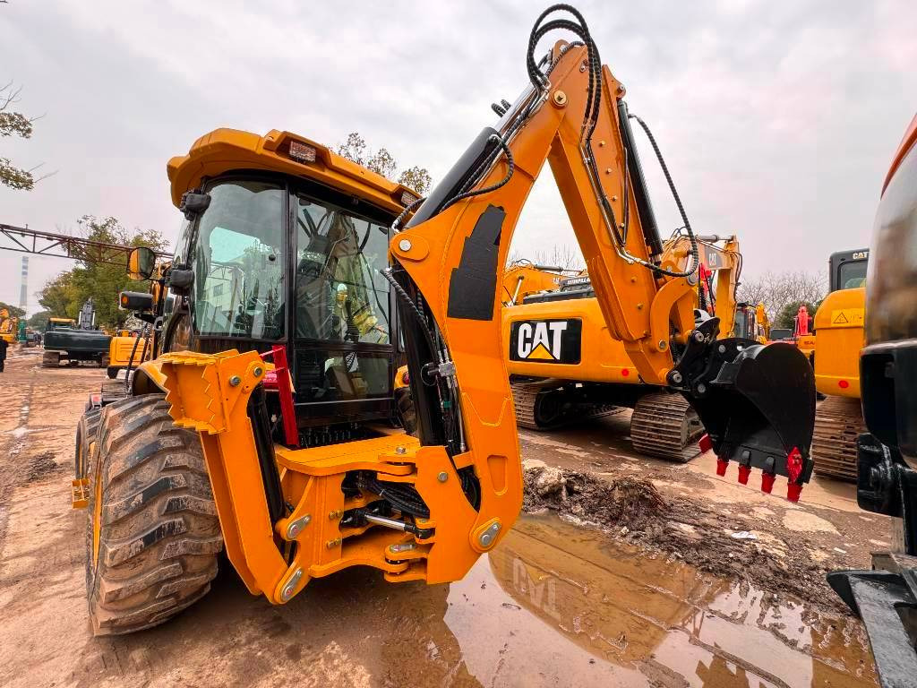 CAT 100% new CAT 420 F - Bager nakladalec: slika 4 CAT 100% new CAT 420 F - Bager nakladalec: slika 4