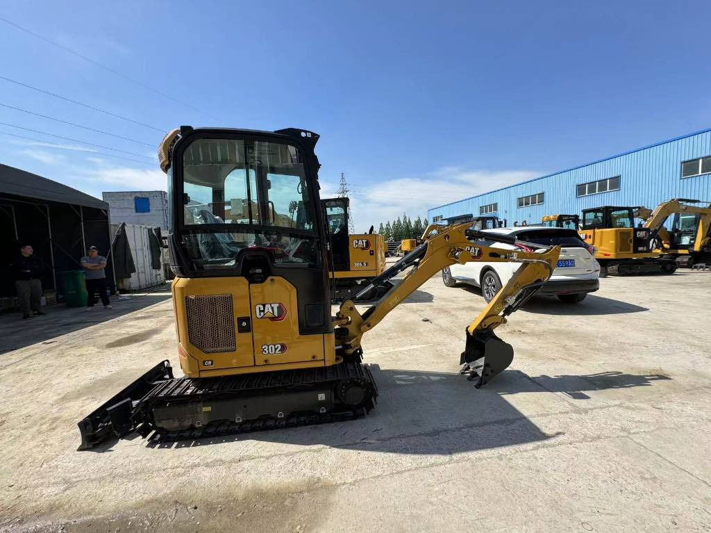 CAT 302 - Mini bager: slika 1 CAT 302 - Mini bager: slika 1
