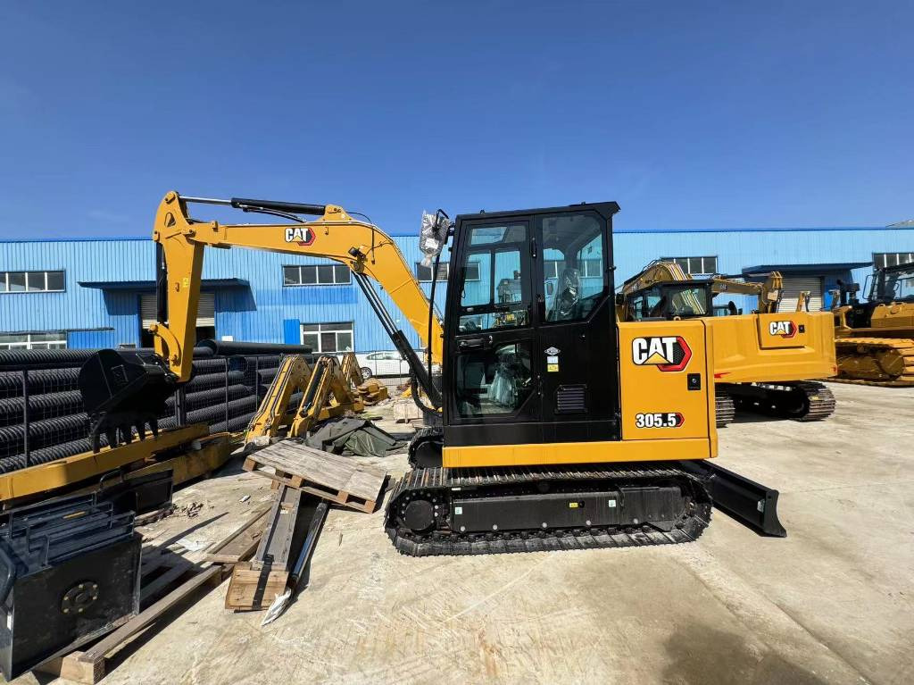 CAT 305.5 E CR - Mini bager: slika 1 CAT 305.5 E CR - Mini bager: slika 1