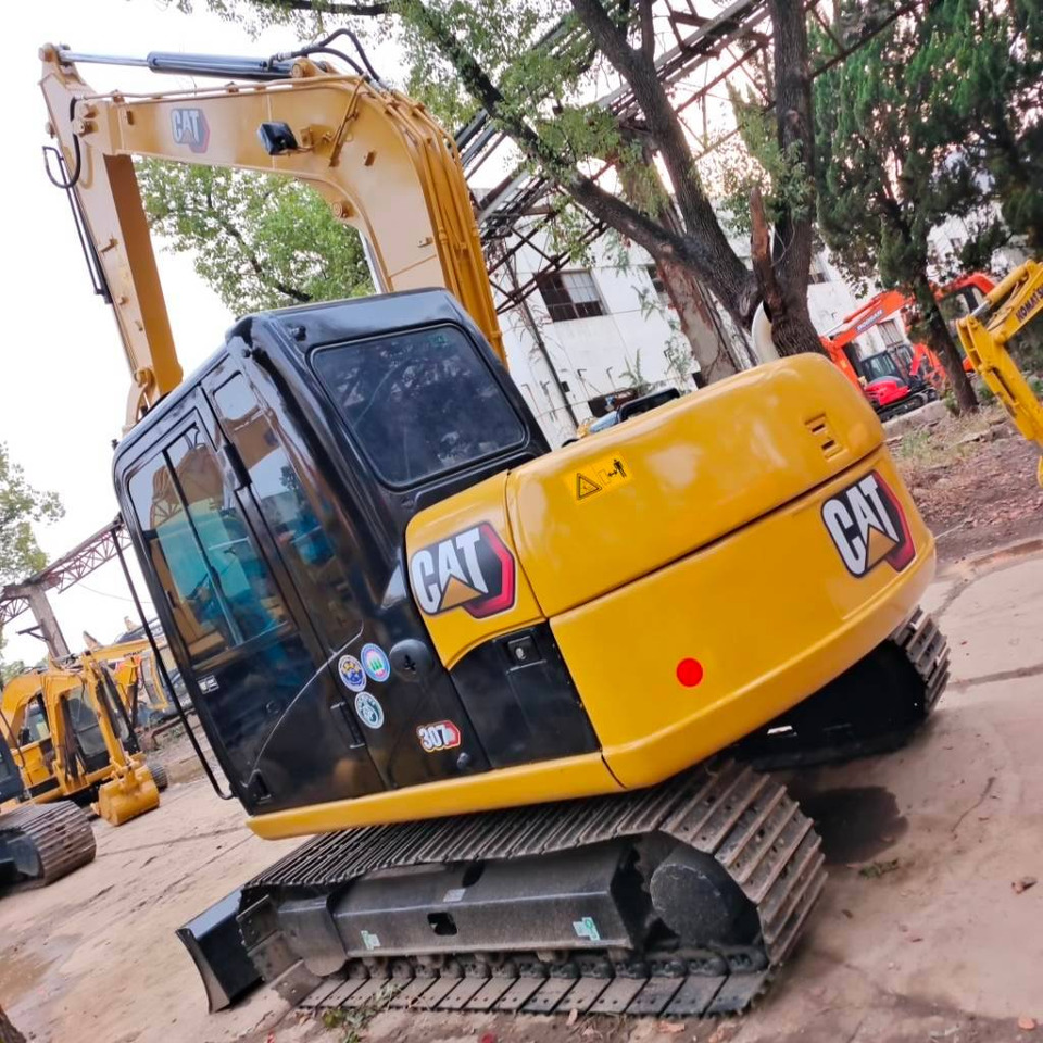 CAT 307 D - Mini bager: slika 1 CAT 307 D - Mini bager: slika 1