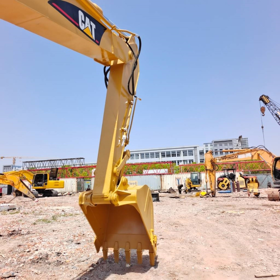 CAT 320 B L - Bager goseničar: slika 4 CAT 320 B L - Bager goseničar: slika 4