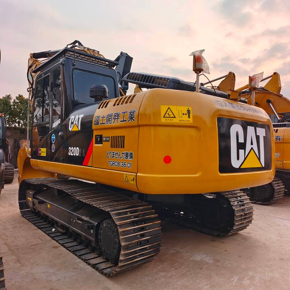 CAT 320 D - Bager goseničar: slika 2 CAT 320 D - Bager goseničar: slika 2