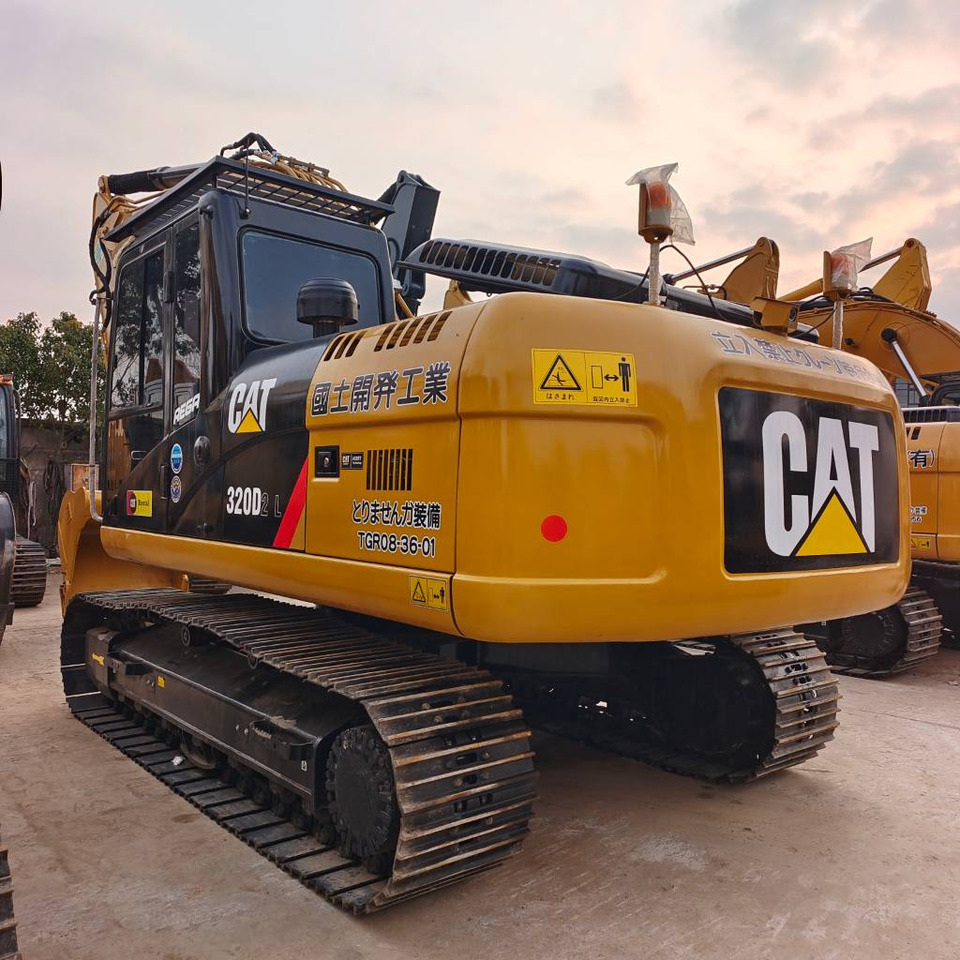 CAT 320 D - Bager goseničar: slika 1 CAT 320 D - Bager goseničar: slika 1