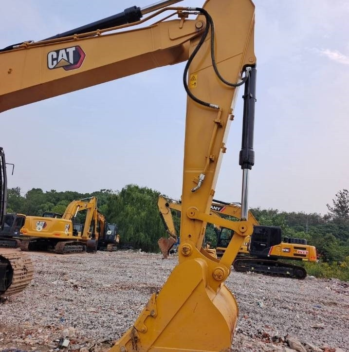 CAT 330 GC - Bager goseničar: slika 3 CAT 330 GC - Bager goseničar: slika 3