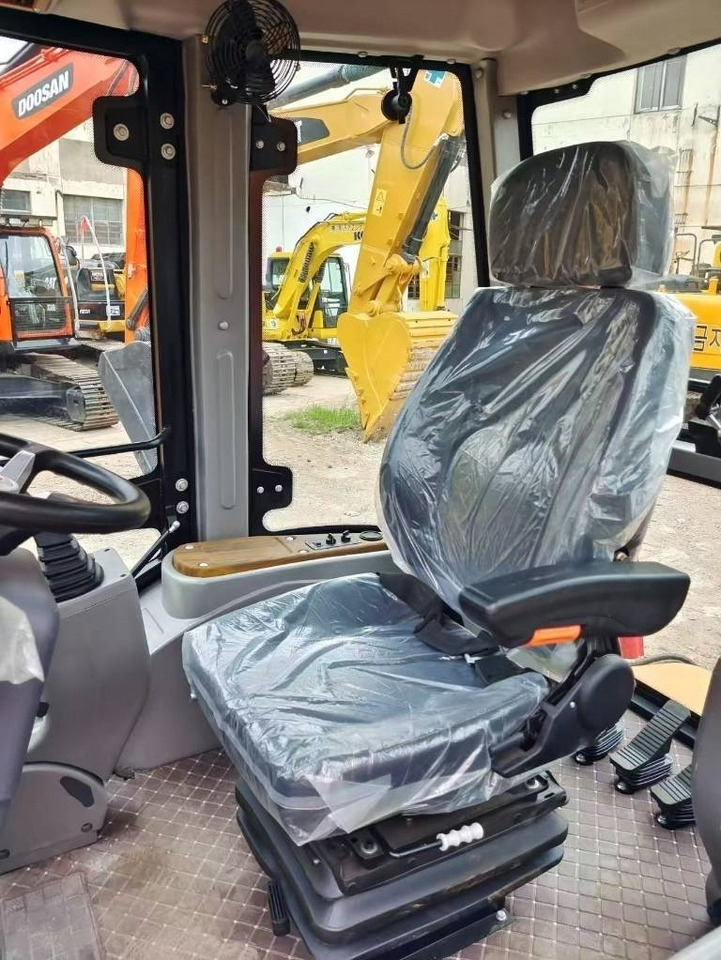 CAT 420 F - Bager goseničar: slika 4 CAT 420 F - Bager goseničar: slika 4