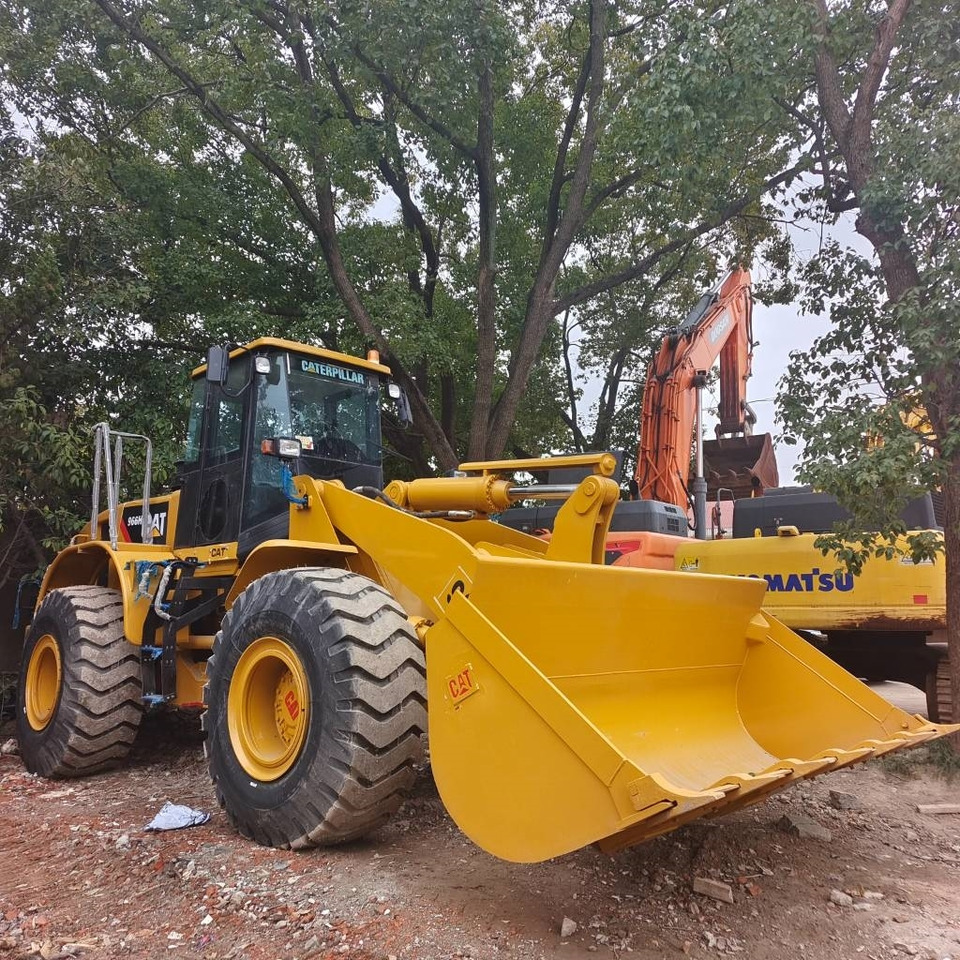 CAT 966 H - Kolesni nakladalec: slika 2 CAT 966 H - Kolesni nakladalec: slika 2