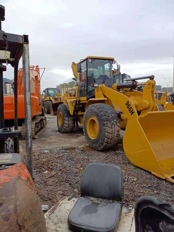CAT 966 H - Kolesni nakladalec: slika 2 CAT 966 H - Kolesni nakladalec: slika 2