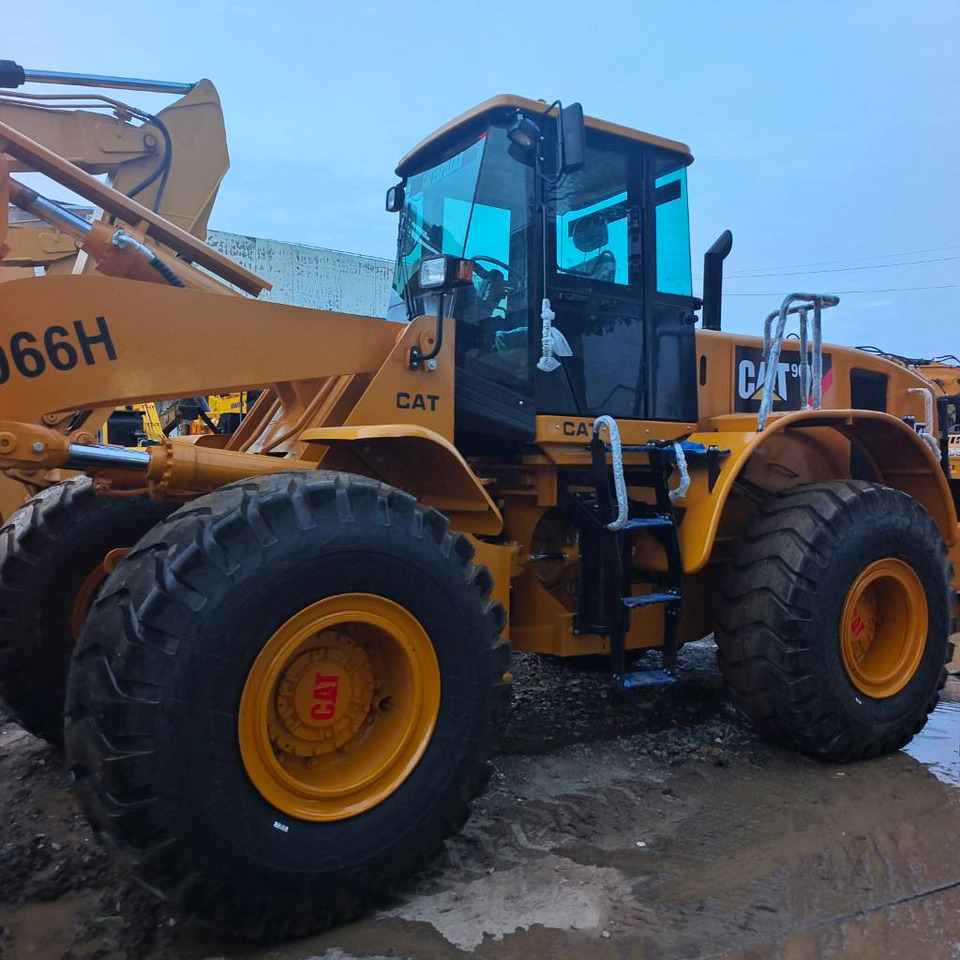 CAT 966 H - Kolesni nakladalec: slika 2 CAT 966 H - Kolesni nakladalec: slika 2