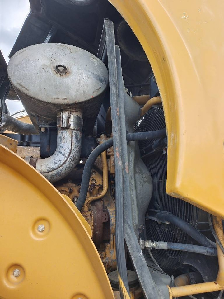 CAT 966 H - Kolesni nakladalec: slika 1 CAT 966 H - Kolesni nakladalec: slika 1