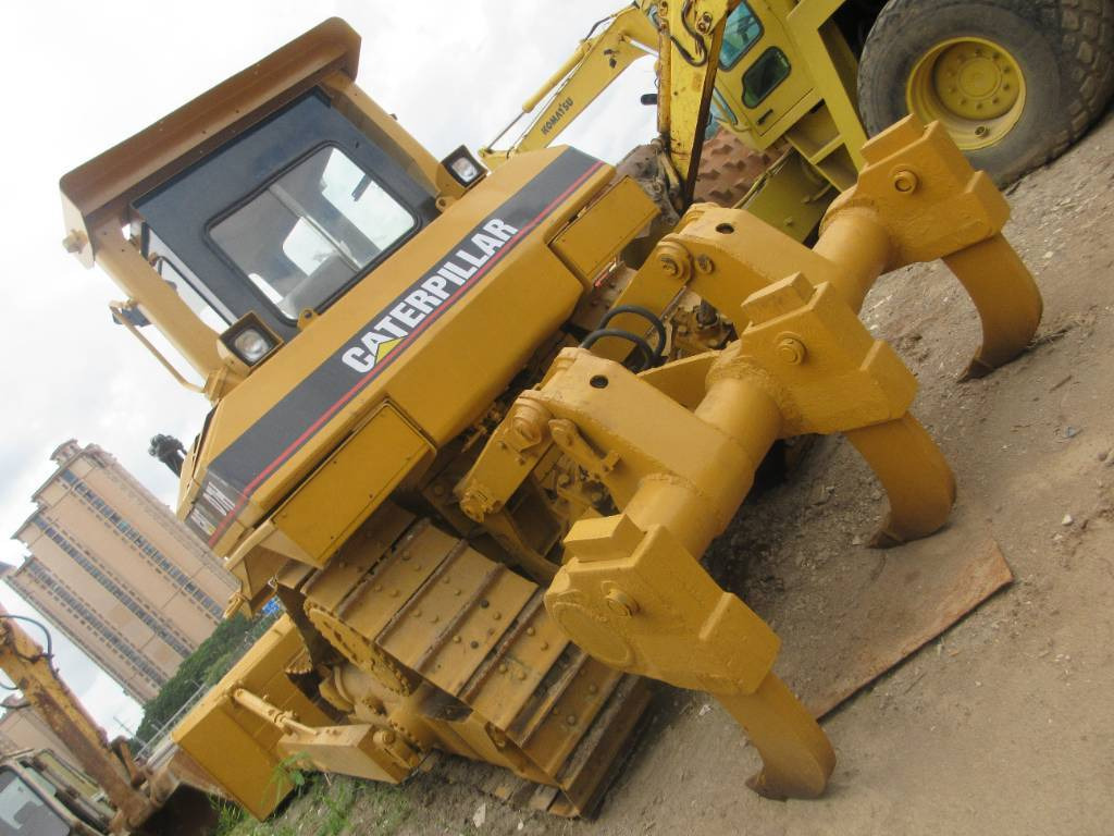 CAT D 7 H - Buldožer: slika 1 CAT D 7 H - Buldožer: slika 1