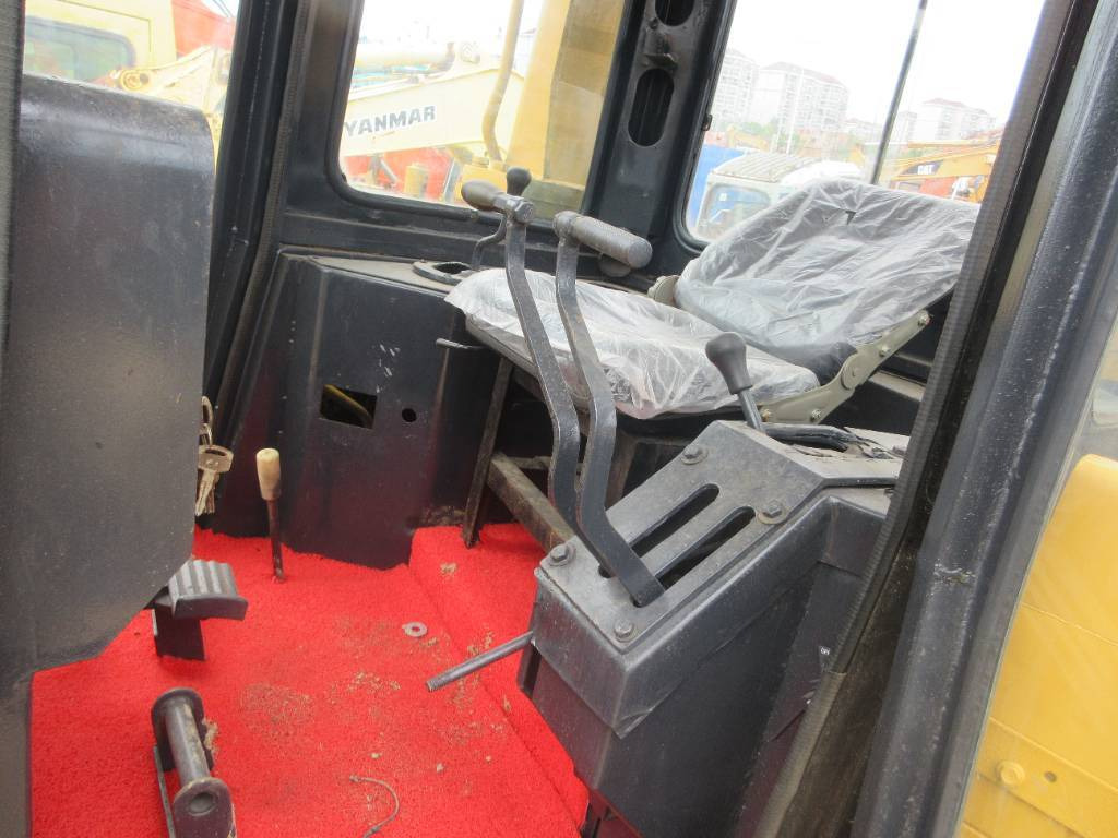 Buldožer CAT D 7 H: slika 6