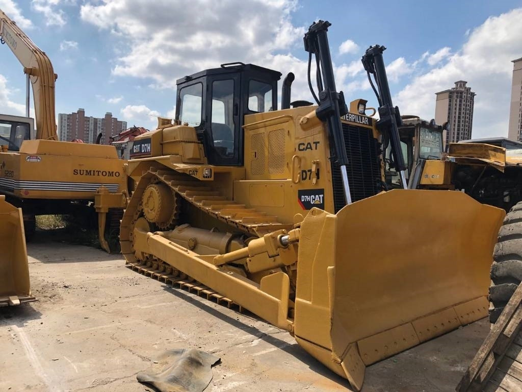 CAT D 7 H - Buldožer: slika 2 CAT D 7 H - Buldožer: slika 2