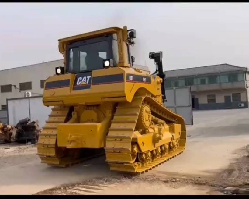 CAT D 8 T - Buldožer: slika 1 CAT D 8 T - Buldožer: slika 1